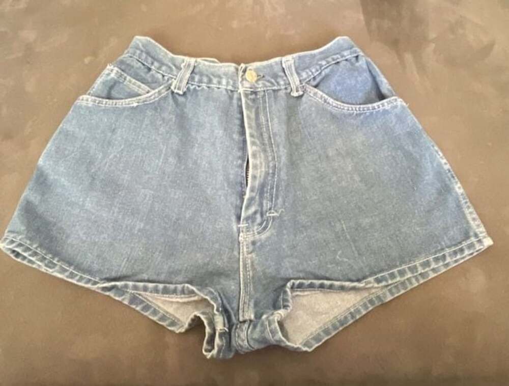 Vintage High-Waisted Denim Shorts Size 13/14